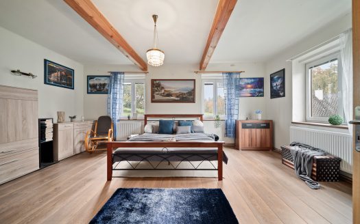 Prodej rodinného domu 205 m², pozemek 3818 m², Kuks – Kašov